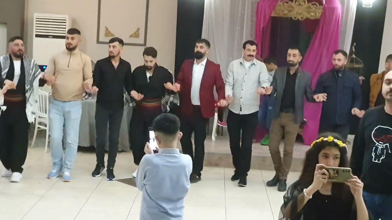 mecit xan  farkı halaylarin sesi halay bizim işimiz  BAĞ AİLESİNİN KINASI