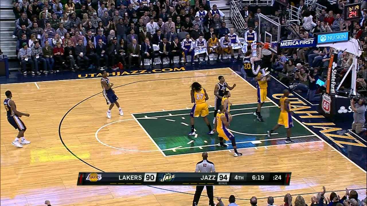 Top 10 Dunks Of The Week: 12/22-12/29