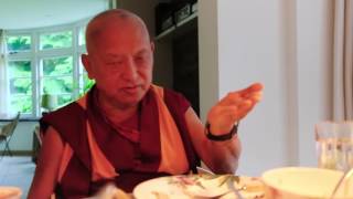 The Merit of Offering to the Guru