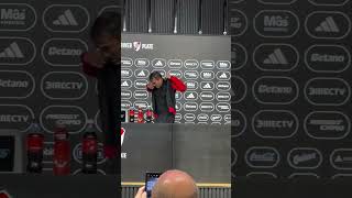 Llega Eduardo Coudet a conferencia de prensa 720P HD