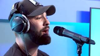 Kendji Girac  interprète Maria Maria en live sur funradio chords