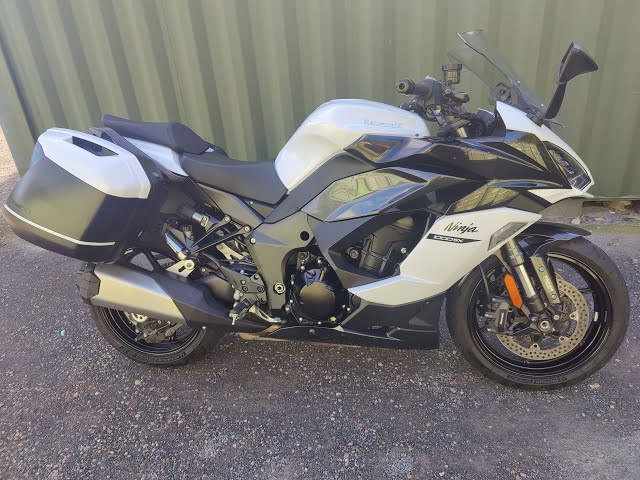 2020 Kawasaki Ninja 1000SX in white in stock at Mototechniks - YouTube