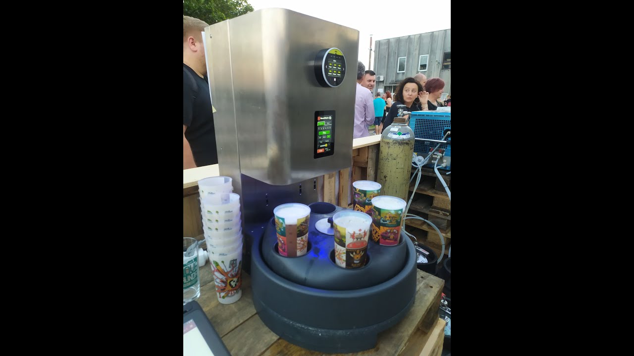 RevolMatic automatski točionik @ Nova Runda BeerBash 2023