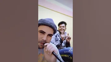 نزلت دموعي من عيني 