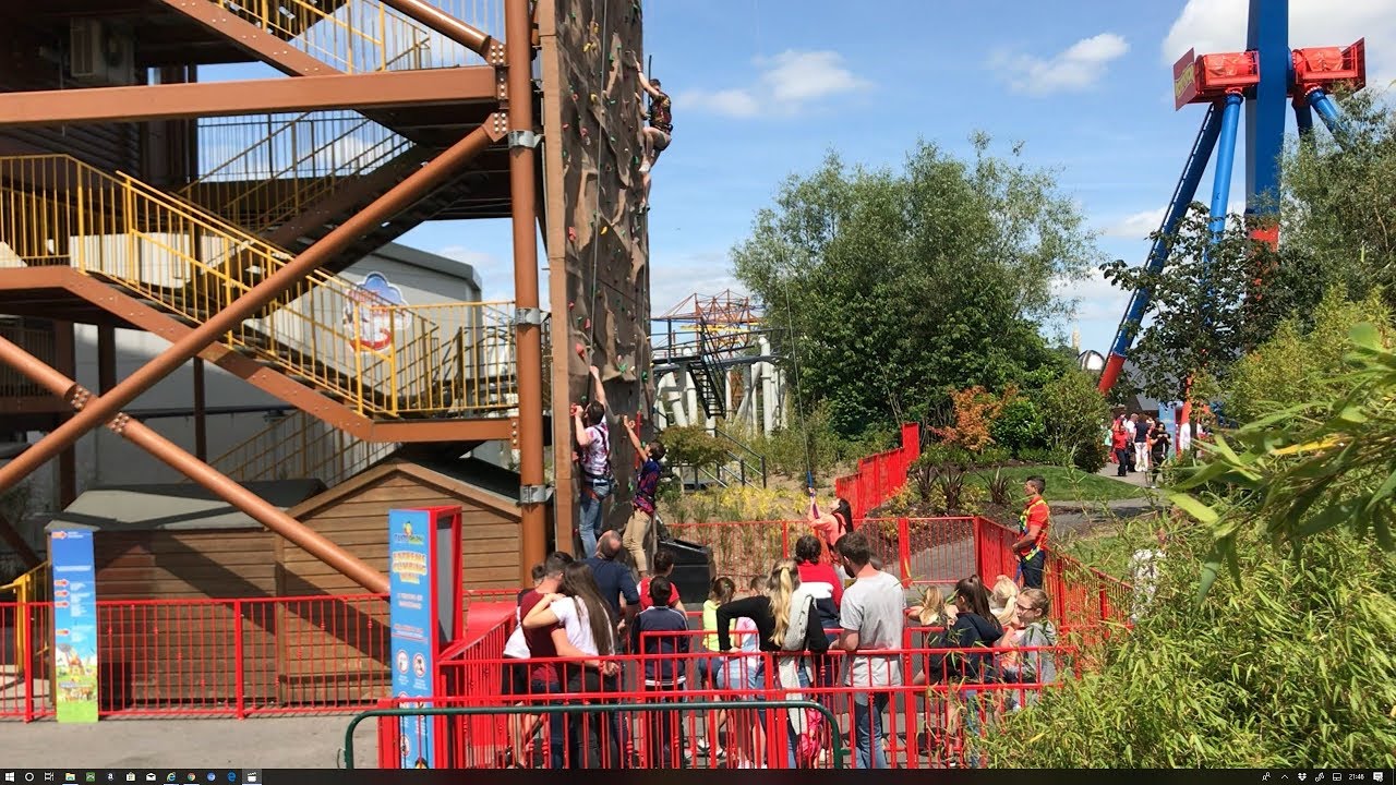 Power Surge Rotator Extreme Climbing Wall ( Tayto Park ireland