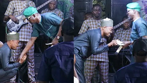 So Humble! Saoti Arewa Bow To Greet Pasuma On Stage At Bisola Badmus' Dad's Burial Ceremony
