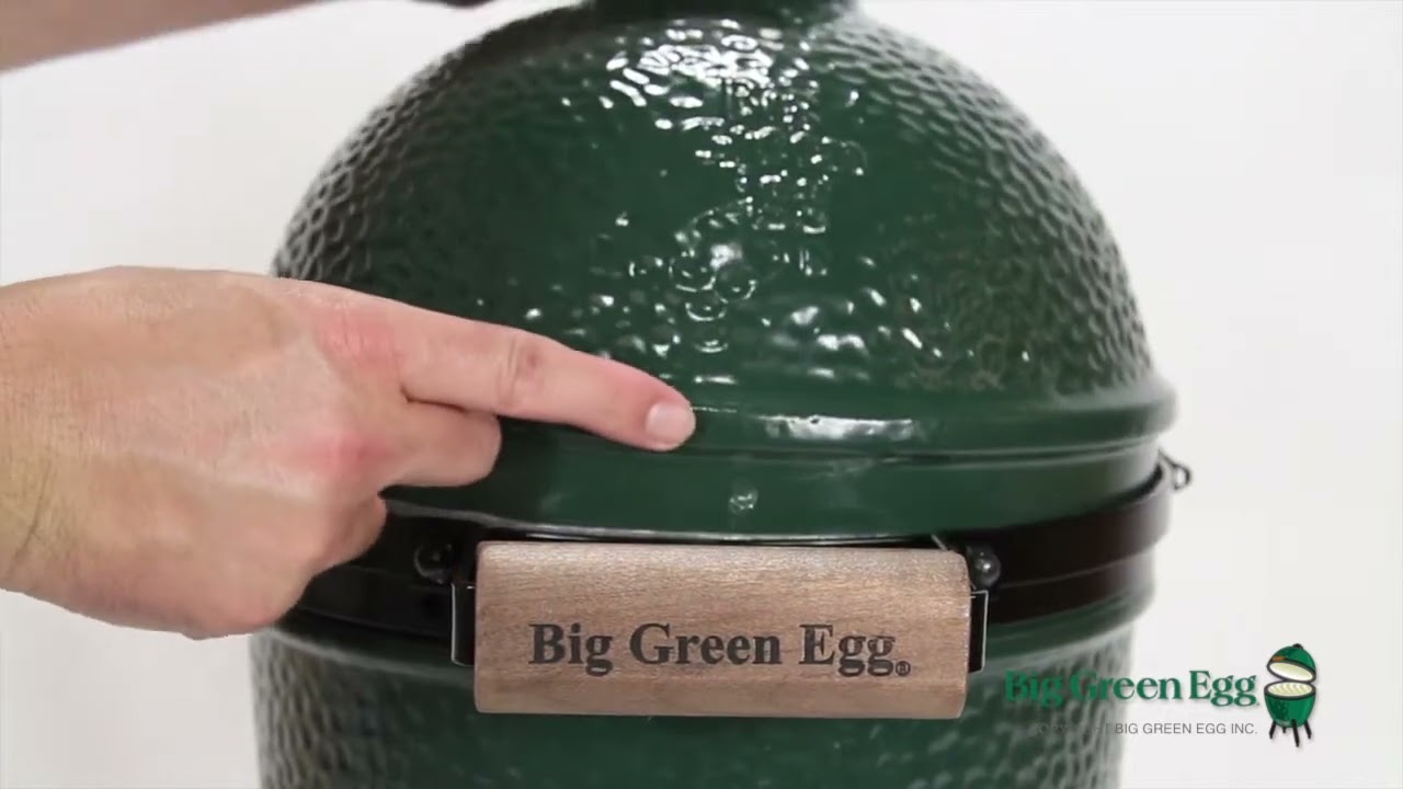 Mini Big Green Egg Assembly