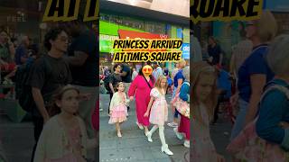 Princess arrived at Times Square😍#time ssquare #travelnewyork #newyorkcity #manhattan #walkingnyc