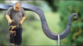 Blacksmithing- Forging A Lantern Hook