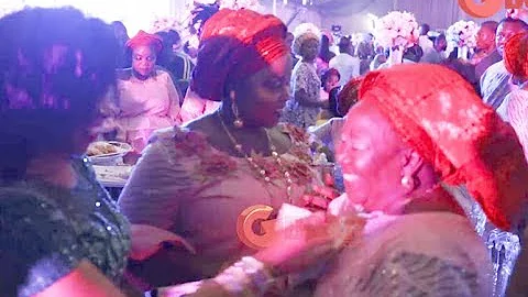 Iyawo Paso Dancing & Spraying Money On Madam Saje, Yetunde Wunmi & Others Star-Studded Wedding
