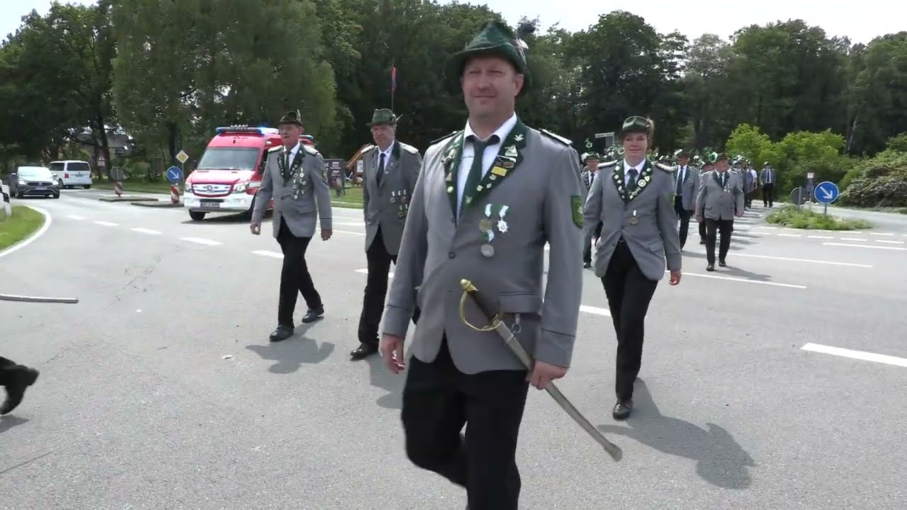 Schützenfest in Langwege 2025 -  Festumzug Teil 1