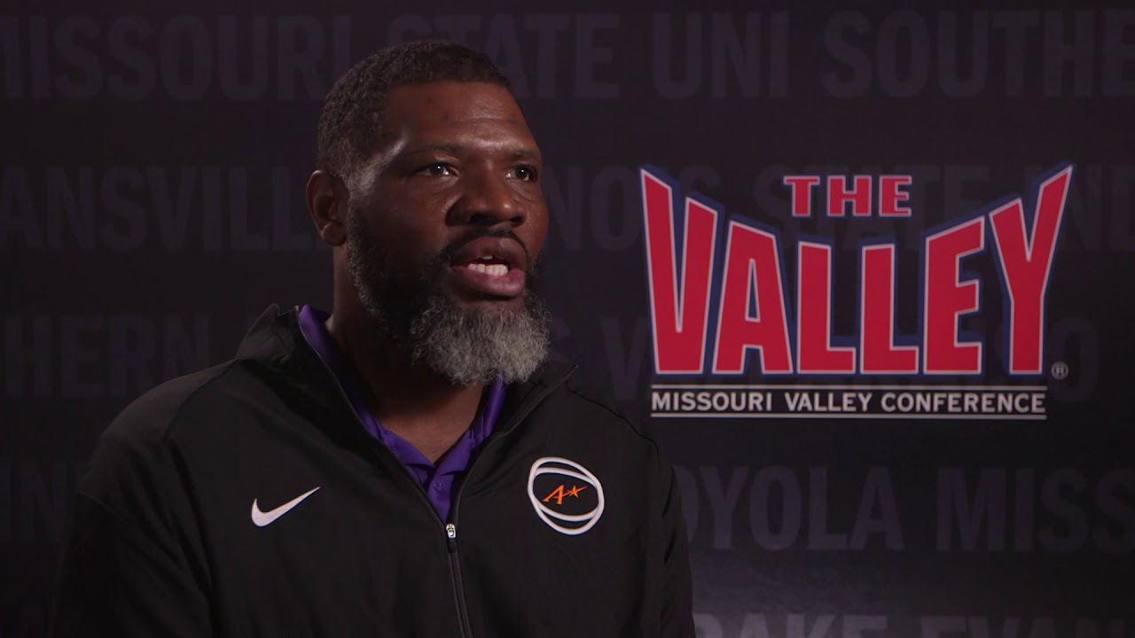 madness lyrics #MVCTipOff: 1-On-1 with Walter McCarty (Evansville)