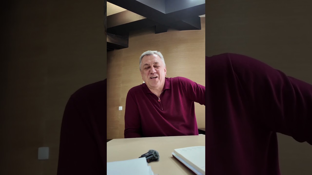 что читает Александр Григорьевич Кутченко? 