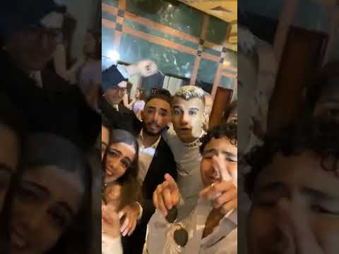 عصام صاصا مع الجمهور بتاعه يغنى على مهرجان معاهم كنت جدع