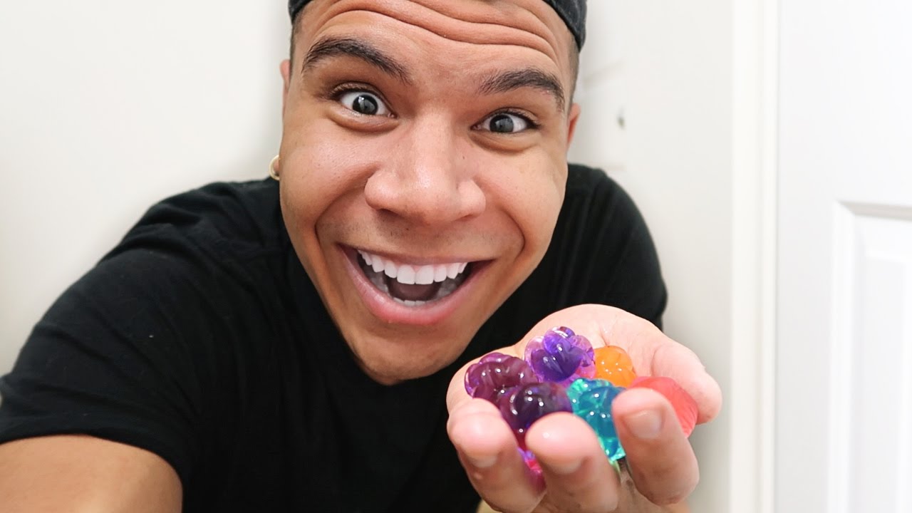 GIANT ORBEEZ BATH CHALLENGE! 