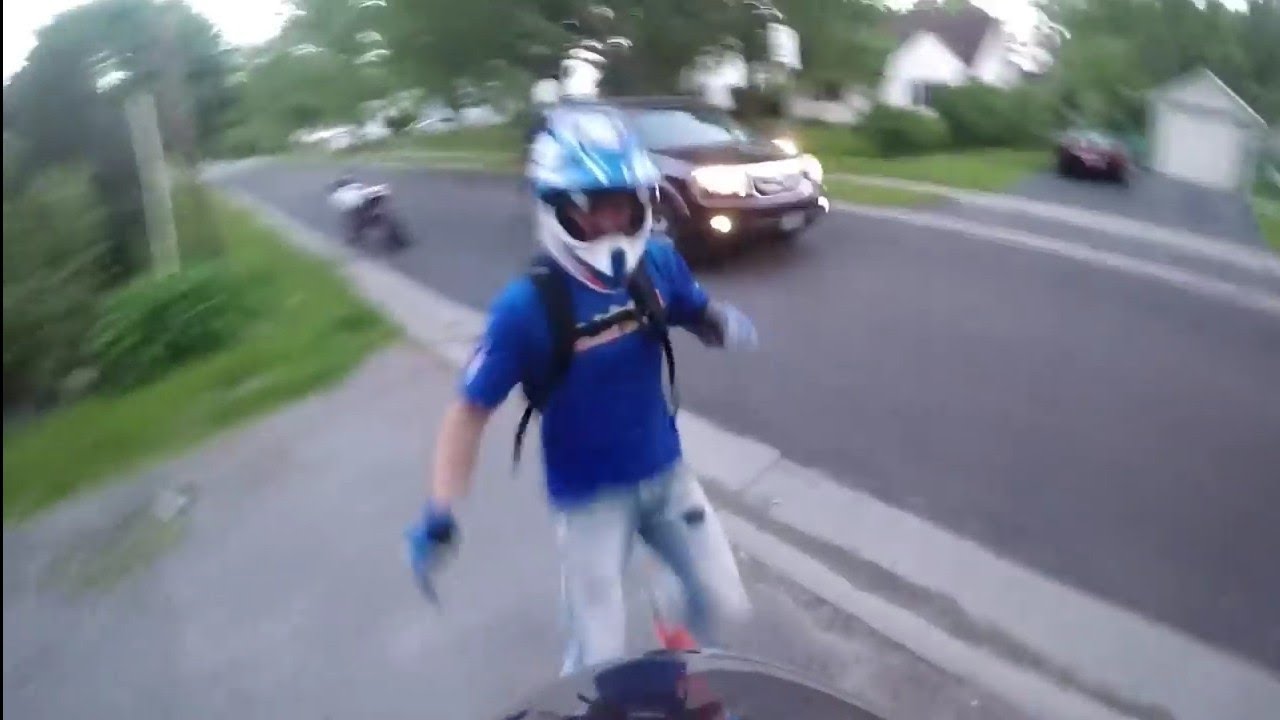 Biker Knocks out driver after road rage 2020 - YouTube