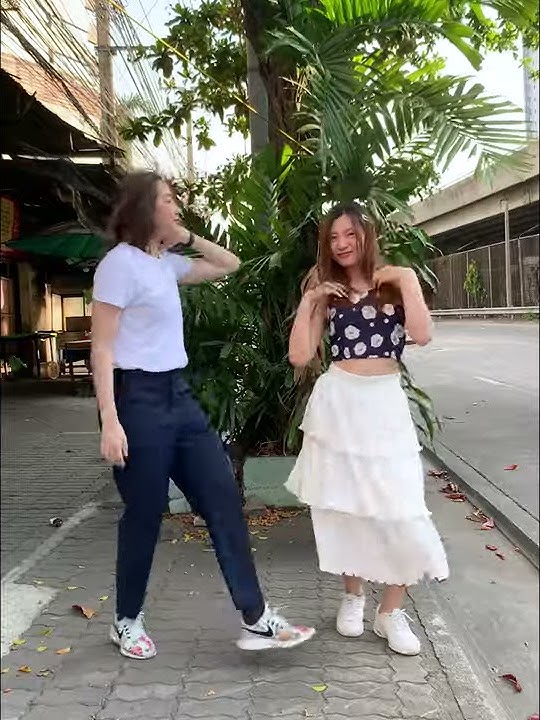 หอมเธอ (Scent of love) : PARIS feat. Toey Jarinporn | DANCE cover by L1Hz | vvisualsis