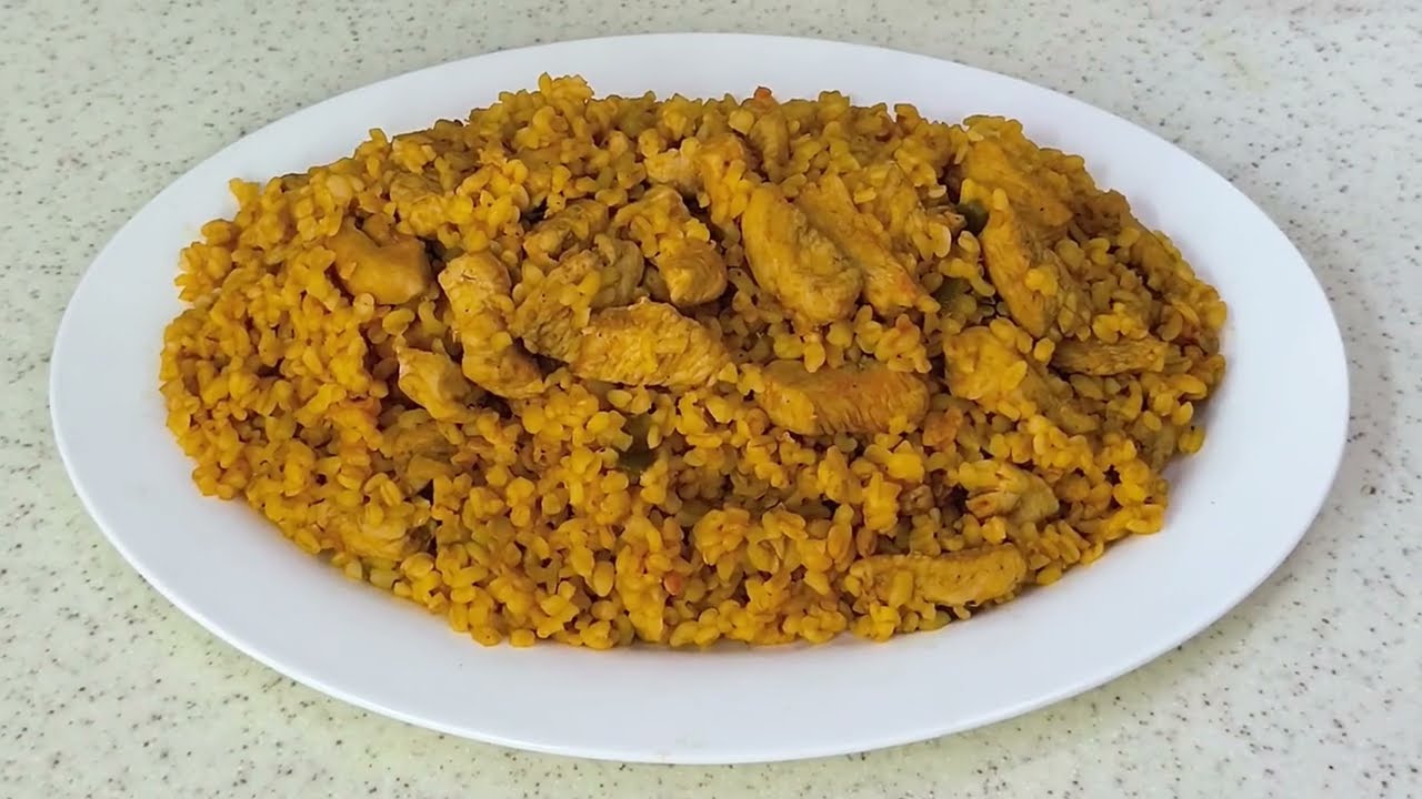 برغل بالدجاج و البندورة بطعم شهي وطريقة سهلة وسريعة 