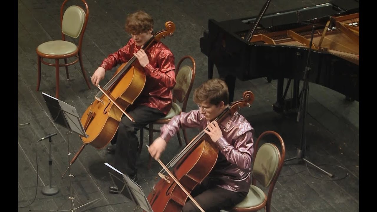 Boismortier J. B. - Sonata Nr.1 re menor.  GREGORIO y ARSENIO KEILIN
