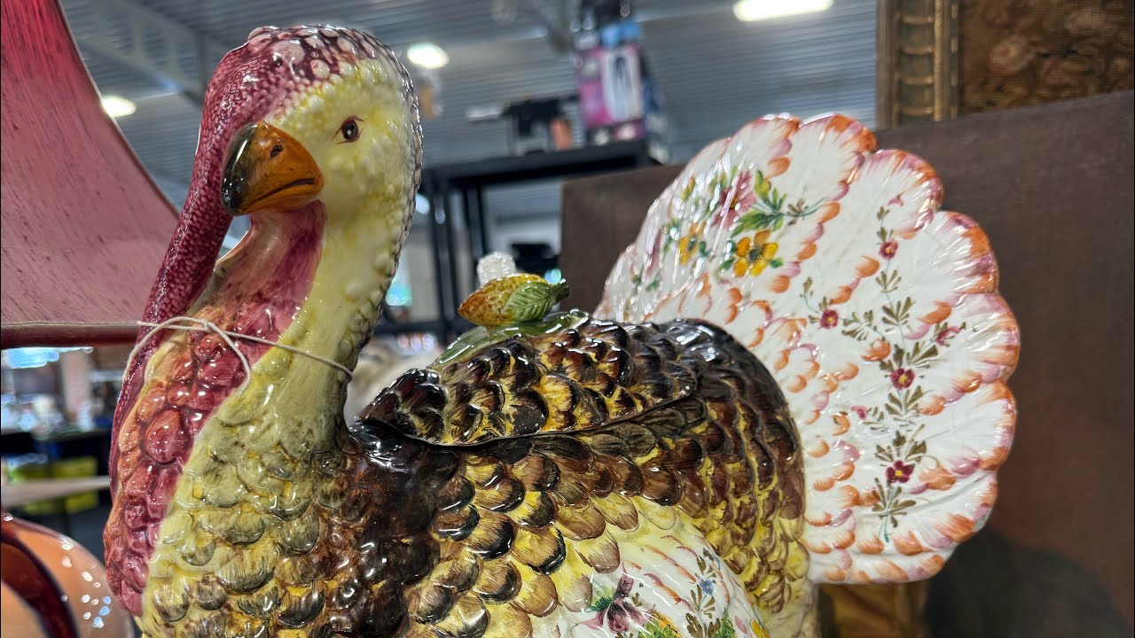 ĐI SĂN ĐỒ CỔ TẠI PHIÊN CHỢ RẤT LỚN TẠI VƯƠNG QUỐC ANH. PHIÊN CHỢ NGÀY 26.7.3025