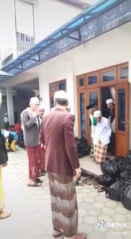 MAMA BAKOM BOGOR