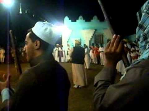 مزمار حارة العقارب وعازمين القامبو المقطع الأول في بداية اللعب لعام 2010 2011