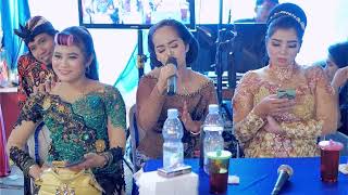 Download Lagu Ojo Nesu Nesu Kroncong Versi ╬ Soimah ╬ TONY's Electone ╬ PUMA Management 🇮🇩 Download Lagu Ojo Nesu Nesu Kroncong Versi ╬ Soimah ╬ TONY's Electone ╬ PUMA Management 🇮🇩