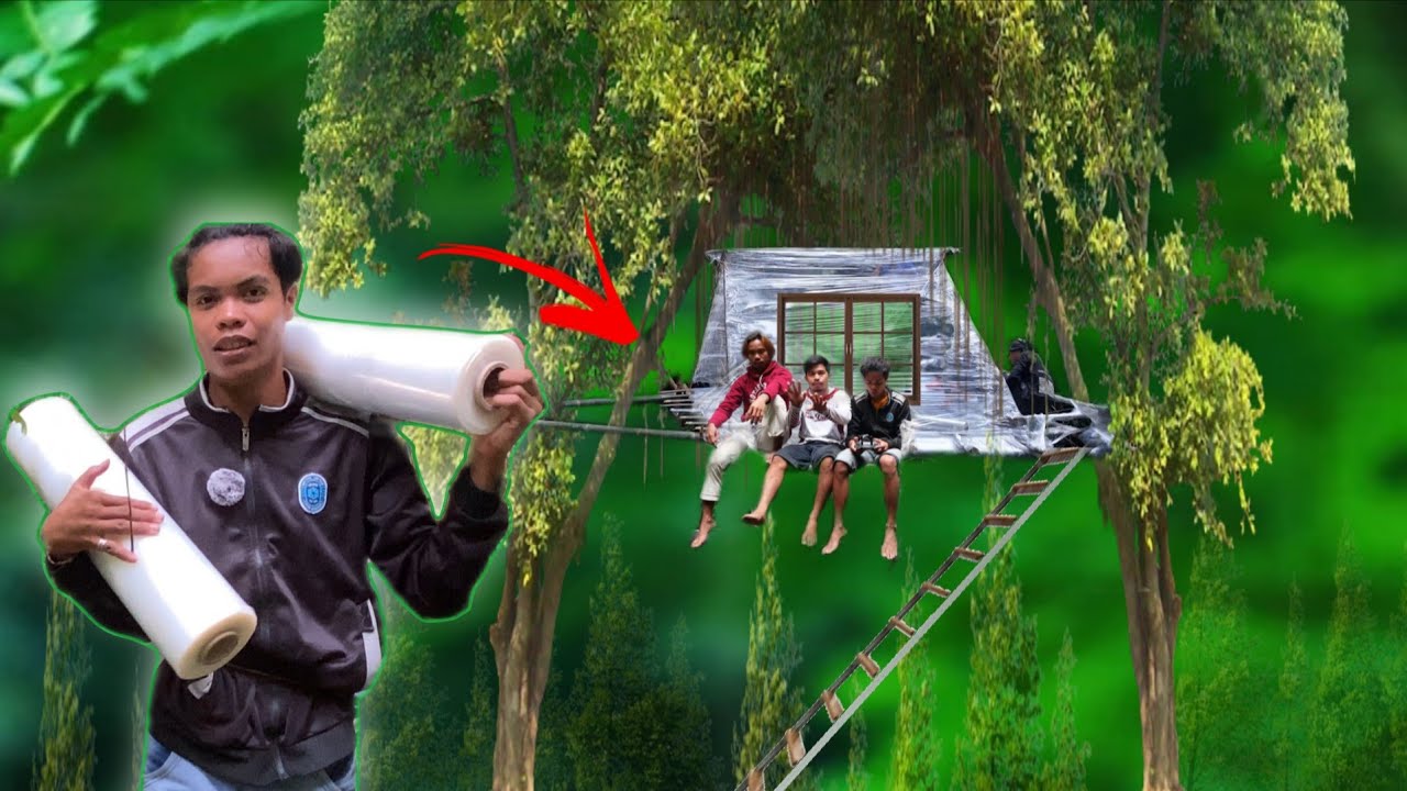 Building a Plastic treehouse😱😱😱