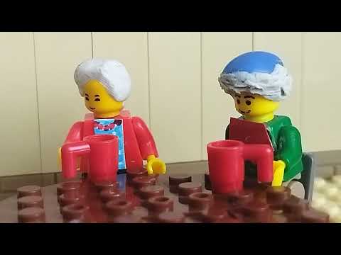 Видео: Кума, тебе кофе с коньяком? Все LEGO версии