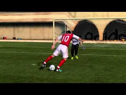 Precision dribbling to exit Tutorial FIFA 12