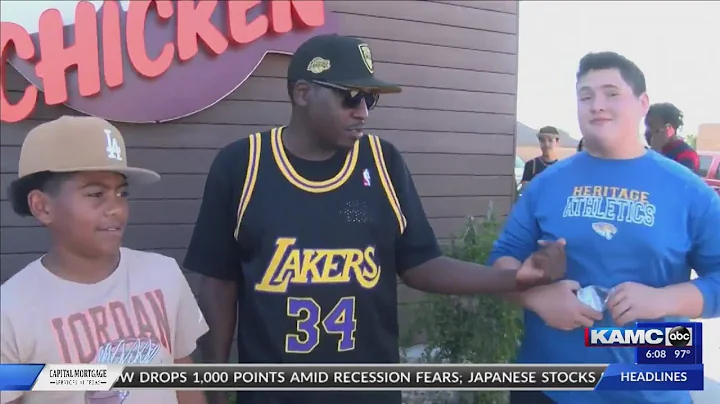 Shaq’s chicken restaurant opening in Lubbock on Monday