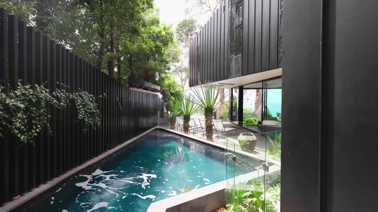 142 Smith Street, Lorne