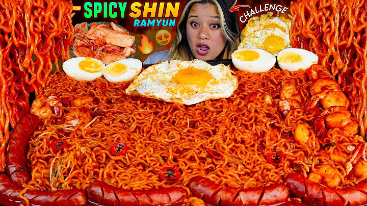 🔥 EXTREME SPICY NOODLES WITH KIMCHI MUKBANG 🍜 LOADED WITH SAUSAGES, PRAWNS & EGGS 🔥