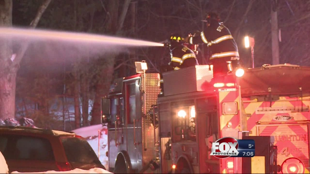 Crews respond to 3-alarm fire at auto body shop - YouTube