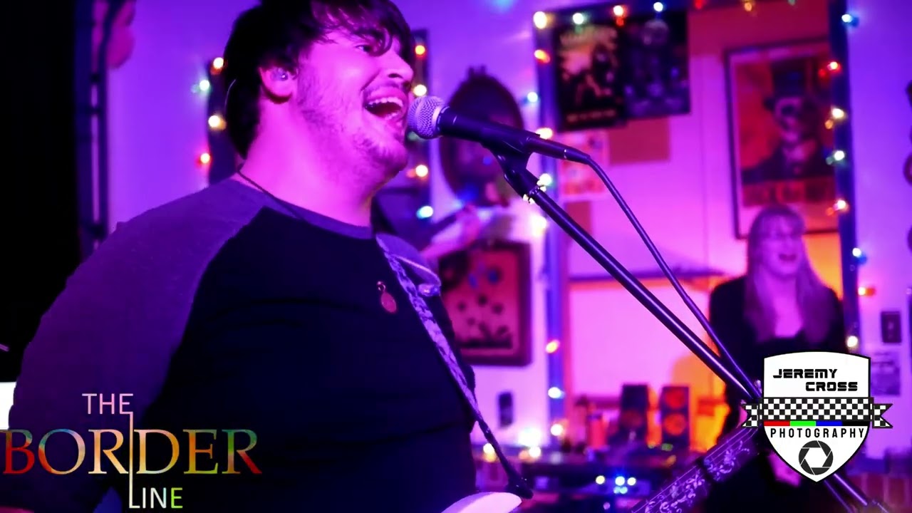 The Borderline at The Bunk House, All The Small Things, Blink 182 cover