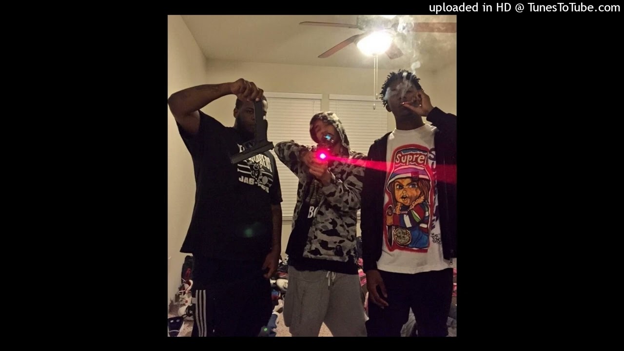 [FREE] Old Playboi Carti x MexikoDro x Yung Bans x Plugg Type Beat 