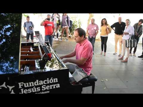 Pianos en la calle - actuación en "Sevilla se llena de pianos" - octubre 2015