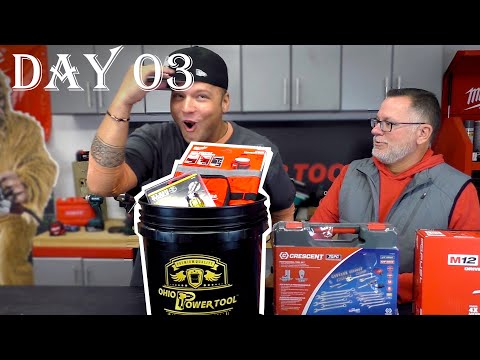 [GIVEAWAY!] 12 Buckets