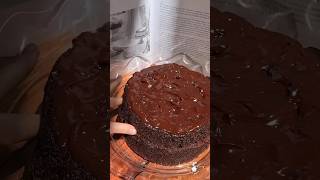 How to make best chocolate cake recipe!#shorts #viral #trending #chocolate #cake #recipe #yummy #fyp