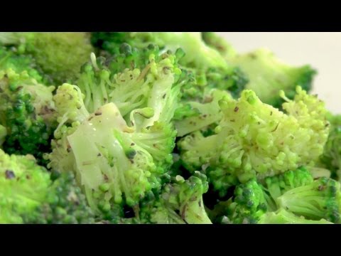 Buttery Garlic Broccoli with Fresh Lemon & Herbs
