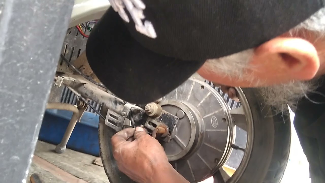 comocambiar bandas moto electrica 500watios