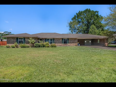 126 St Pierre Boulevard, Carencro, LA home video tour
