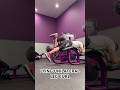LYING UNILATERAL LEG CURL / FLEXIÓN DE RODILLA UNILATERAL ACOSTADO EN MÁQUINA