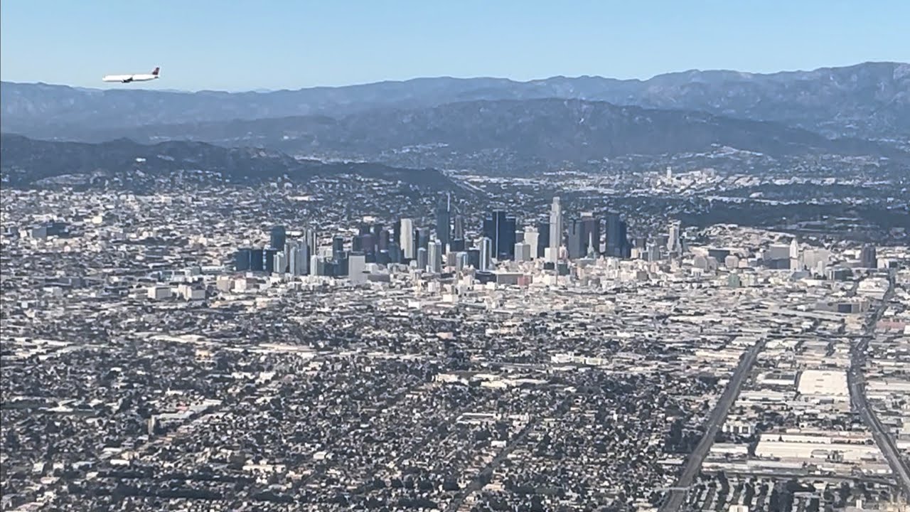 Beautiful Afternoon Landing in Los Angeles!