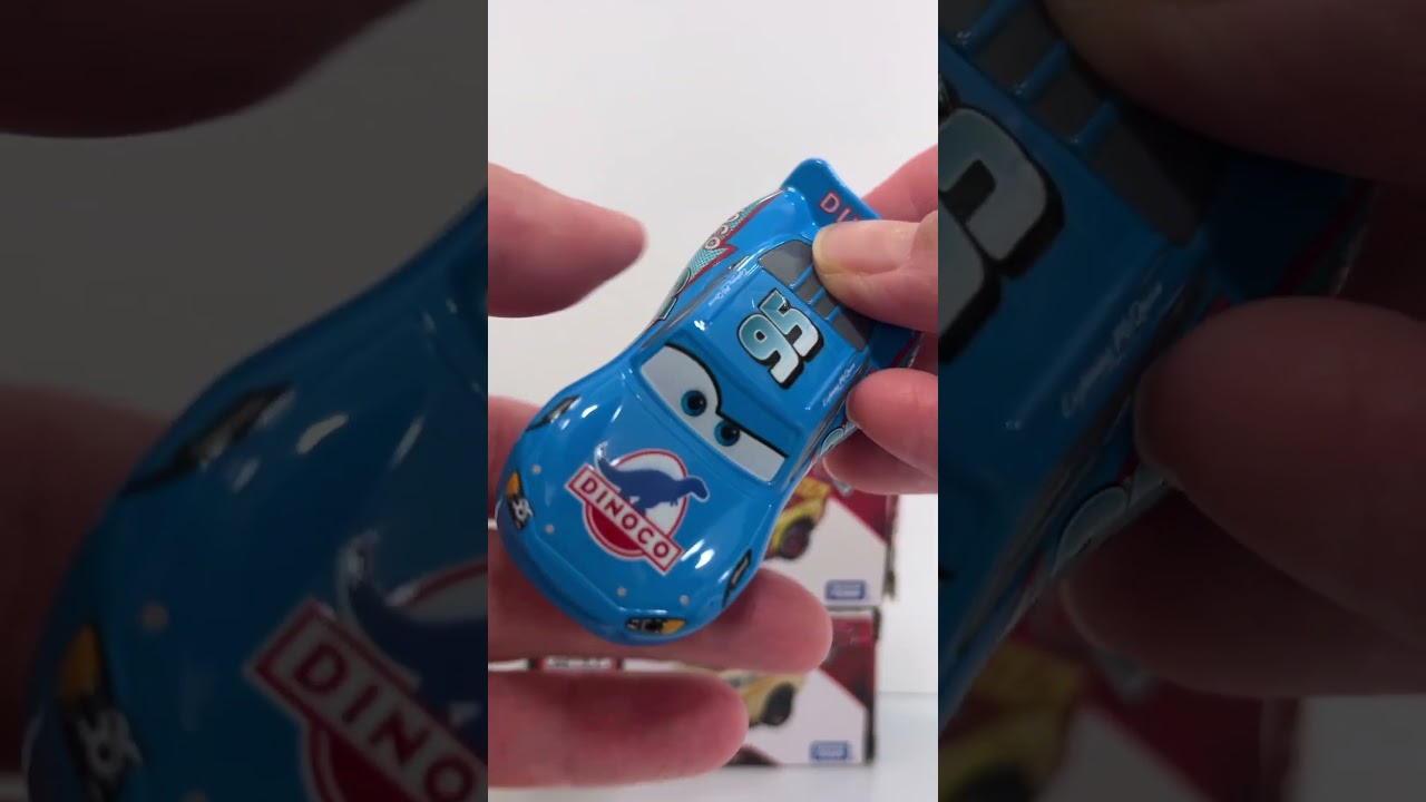 カーズトミカ4タイプ紹介します♪ライトニング・マックイーン!Here are four types of Cars Tomica! Lightning McQueen!
