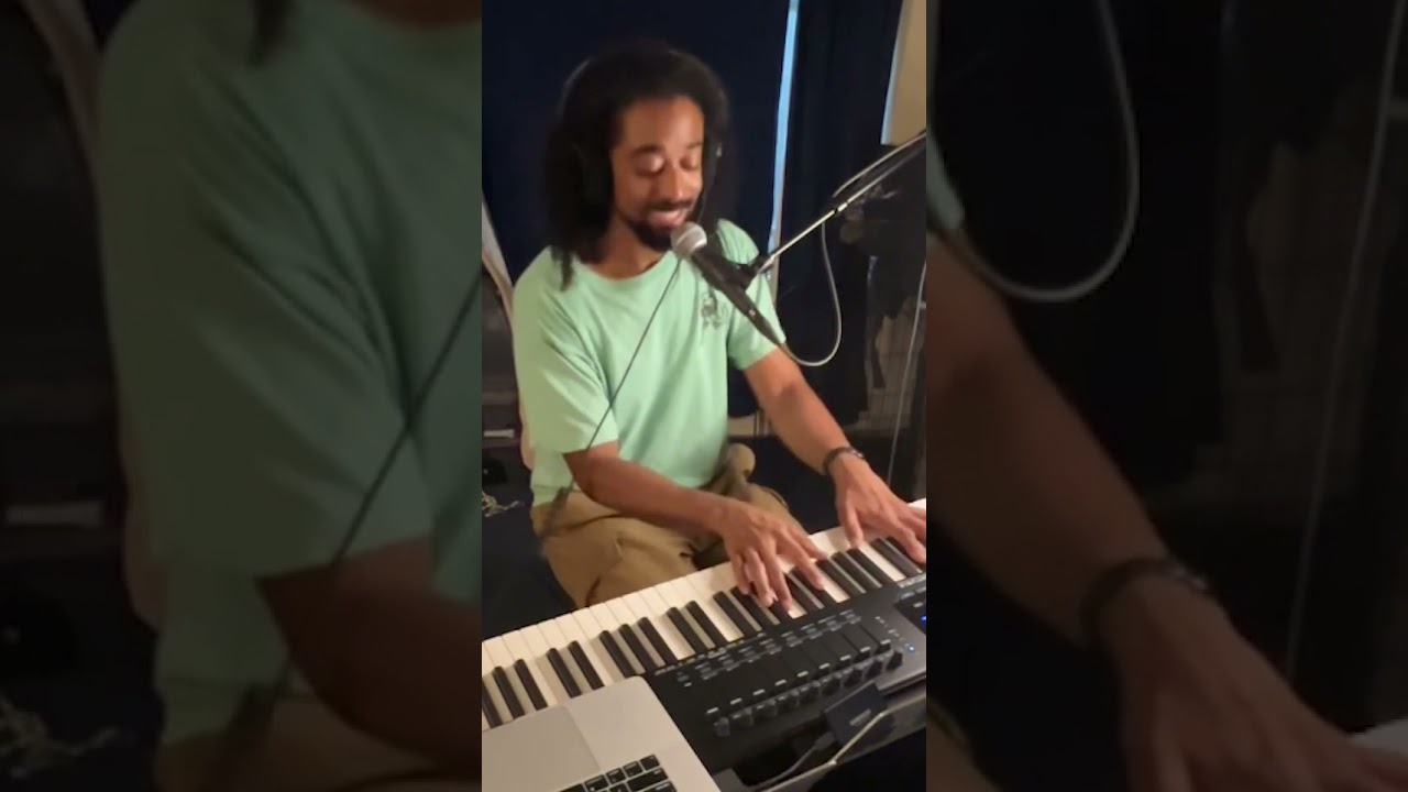 Someone asked for this transition: Here I Am/Ordinary People 🎹 