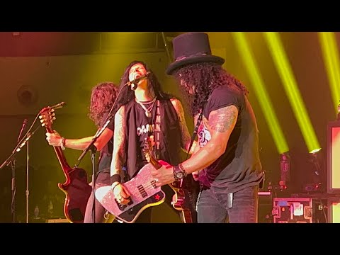 Slash Featuring Myles Kennedy x The Conspirators In Manila, Philippines 2024 - Bad Apples Iii]; )