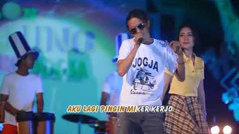 cah kerjo-Angklung Malioboro
