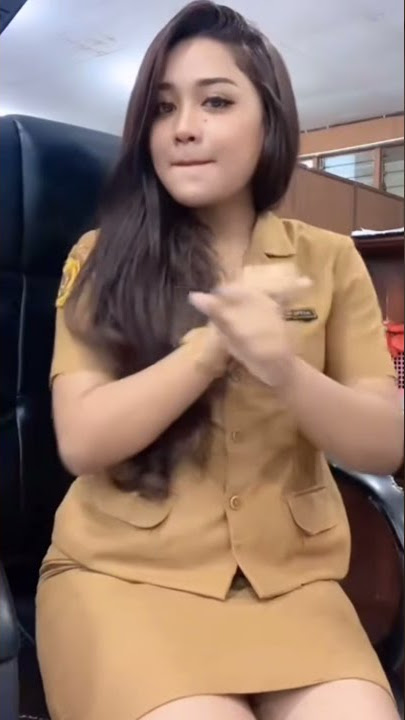 PNS CANTIK GOYANG PANAS