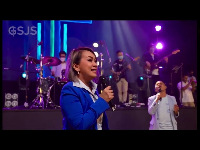 Glady Tuwoh // For You Alone ( Hanya Bagimu Kemuliaan ) Medley - Holy Holy Holy are You Lord class=
